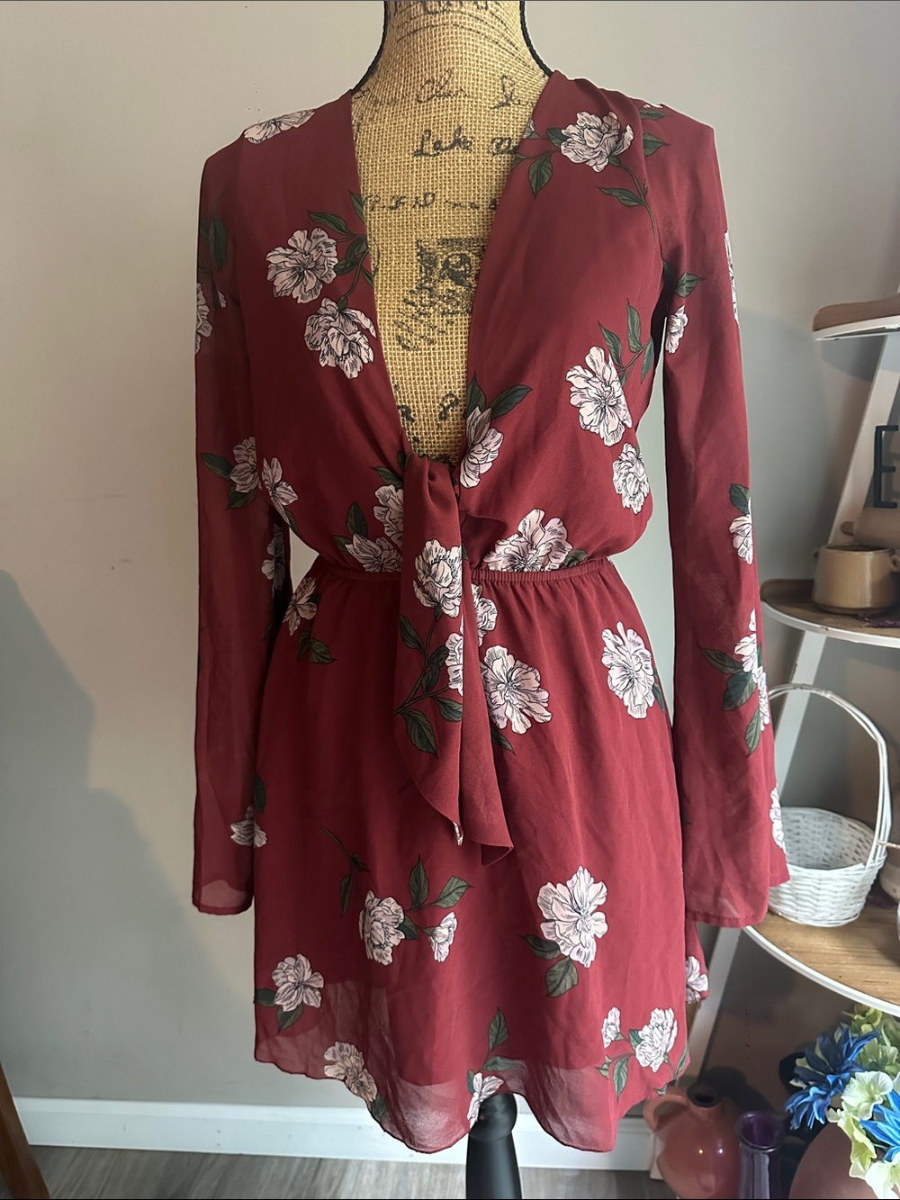 Tobi Wine Red Floral Tie-Front Long Sleeve Dress